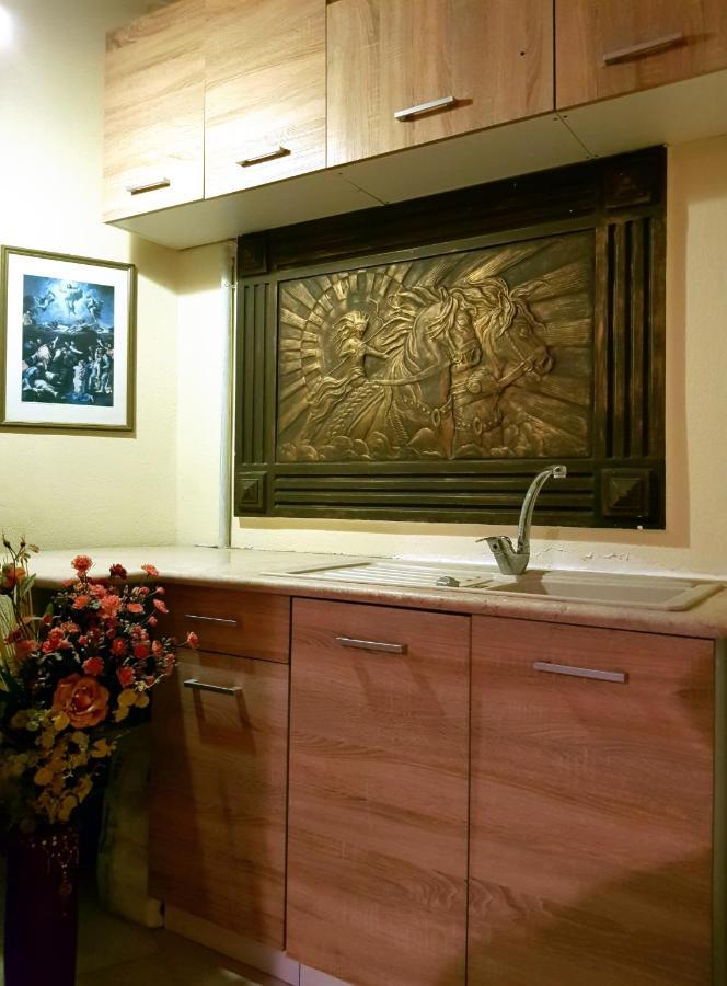 Nomads Rooms Trikala  Luaran gambar